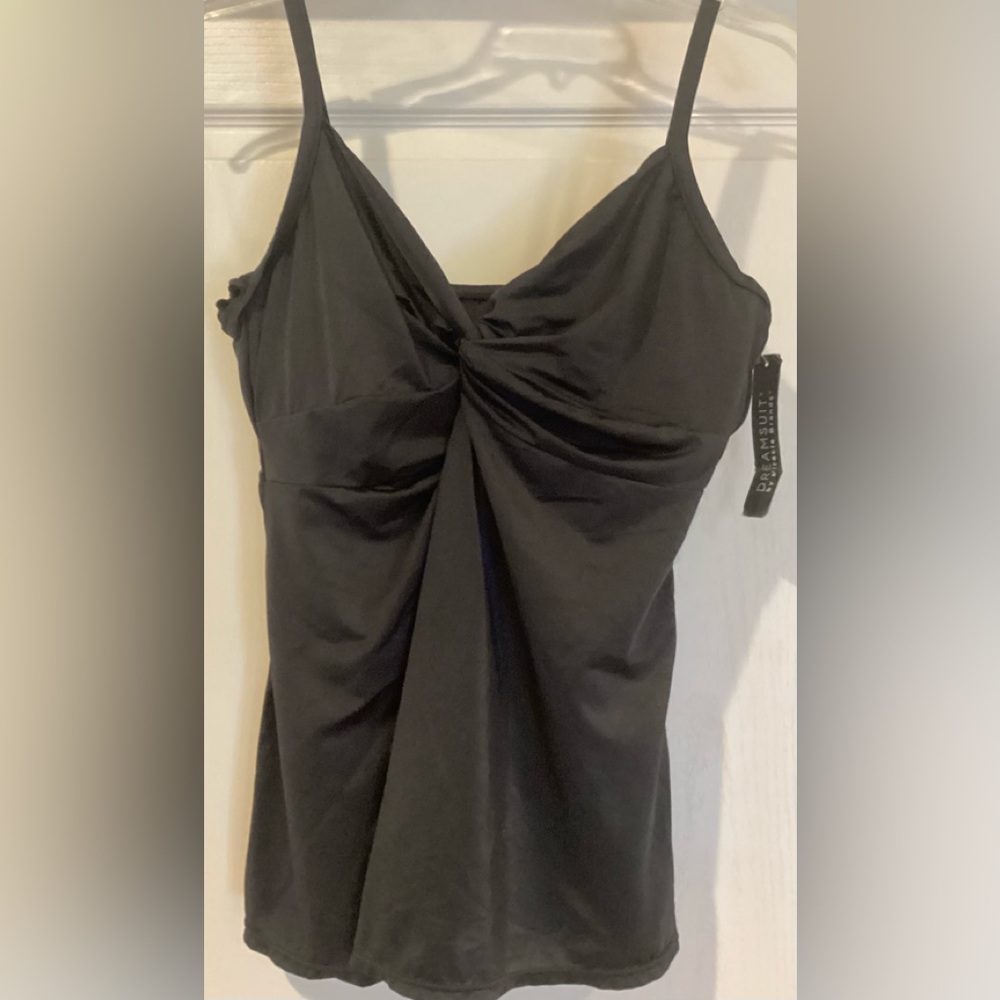 NWT- Dreamsuit by Miracle Brands black tankini top- Size 18W